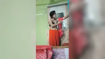 Cute Bhabhi Caught Stripping Nude Changing Salwar Kameez
