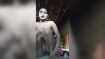 Dehati Indian Girl Stripping Nude For Selfie Video Tease