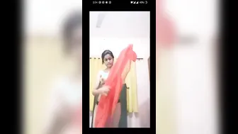 Village Babe Round Muli Nude Jiggling On Viral Cam Show