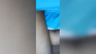 Horny Desi Slut Pissing Wild While Fingering Wet Choot