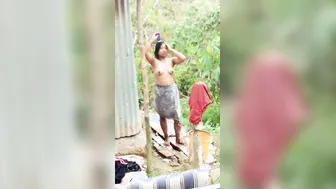 Bangla Naughty Randi Exposing Nude Body In Village Hut