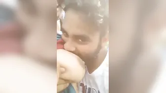 Desi Lovers Outdoor Boob Chusai Viral In Coconut Grove