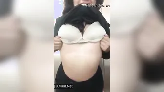 Big Tits Desi Babe Nude Selfie Vid Sipping Chai Seductively