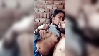 Village Gf Romancing Lover's Cock In Leaked Mms Under Banyan Tree