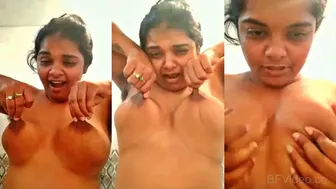 Naughty Desi Babe Booby Nude Selfie Tease In Saree Room