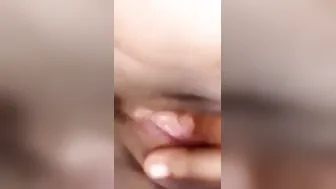 Village Babe Spreading Fingering Juicy Chut For Lover's Hungry Eyes