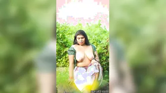 Mallu Model Topless Jiggling Huge Boobs Viral In Coconut Grove Shoot