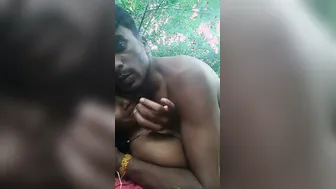Desi Village Lovers Caught Fucking Mms In Mango Grove
