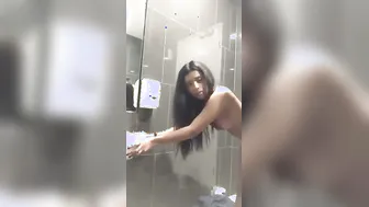 Super Sexy Teen Grinding Lover's Lund Hard In Steamy Indian Bathroom