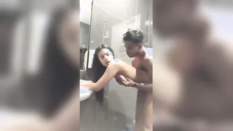 Super Sexy Teen Grinding Lover's Lund Hard In Steamy Indian Bathroom