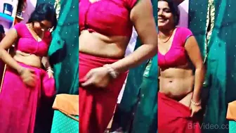 Sweet Bihari Wifey Flashing Wet Naked Chut On Cam In Saree Petticoat