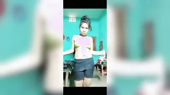 Bengali Babe Flashing Juicy Boobs For Lover's Phone Vid