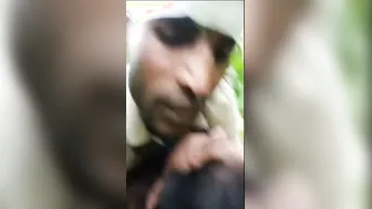 Cute Gf Caught Fucking Outdoor In Saree Viral Desi Mms