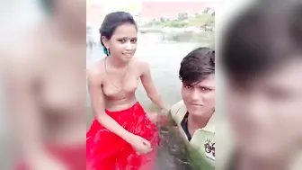 Dehati Couple Nude Bathing Outdoors Caught On Phone Cam
