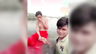 Dehati Couple Nude Bathing Outdoors Caught On Phone Cam
