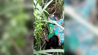 Dehati Pair Rutting Hard In Lush Gaon Grass Field Fuck