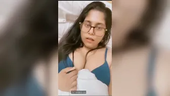 Bikini Desi Gf Jiggling Boobs Selfie For Lover's Fap