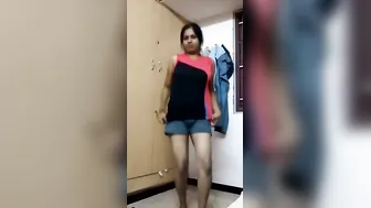 Desi Girl Stripping Saree Nude Change Cam Tease For Lover Eyes