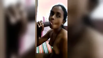Cute Lankan Babe Deepthroating Lover's Veiny Desi Cock