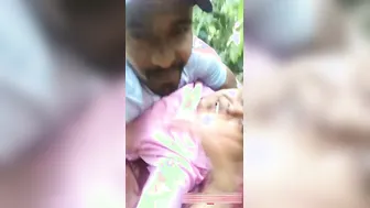 Desi Lovers Banging Wild Outdoors By Village Pond