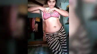 Indian Gf Flashing Massive Boobs To Bf In Nighty