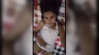 Srilankan Gf Topless Selfie Teasing Nipples In Blouse