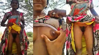 Indian Adivasi Babe Flashing Hairy Pussy And Tits Outdoor