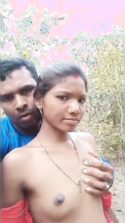 Tribal Wife Pressing Boobs Outdoor Sex Mms In Village