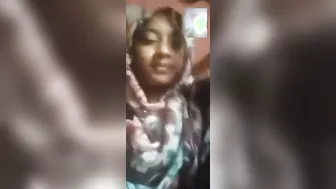 Village Bhabhi Flashing Big Boobs Horny On Phone Sex