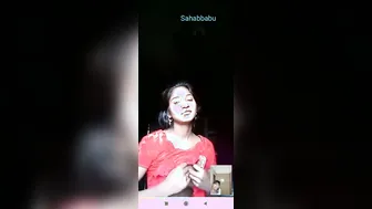 Cute Gf Flashing Juicy Boobs To Lover On Late Night Call