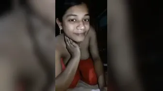 Bangladeshi Girl Fingering Wet Pussy Live On Village Phone