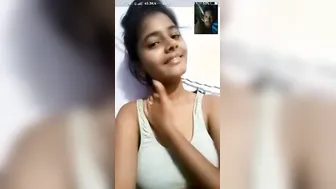 Cute Indian Teen Nudes Fingering On Video Call With Bf