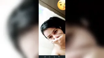 Cute Paki Wifey Topless Fingering On Viral Video Call