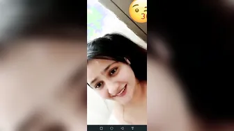 Cute Paki Wifey Topless Fingering On Viral Video Call