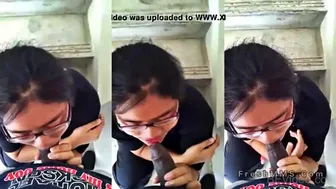 Naughty College Babe Gulping Boyfriend's Thick Lund Deep