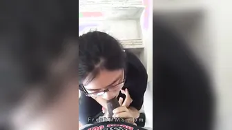 Naughty College Babe Gulping Boyfriend's Thick Lund Deep