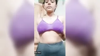 Desi College Gf Flashing Boobs Pressed Viral Mms Clip
