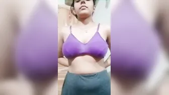 Desi College Gf Flashing Boobs Pressed Viral Mms Clip