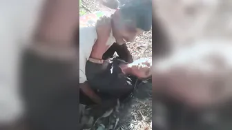 Dehati Randi Bhabhi Taking Lund Outdoors In Village Fields