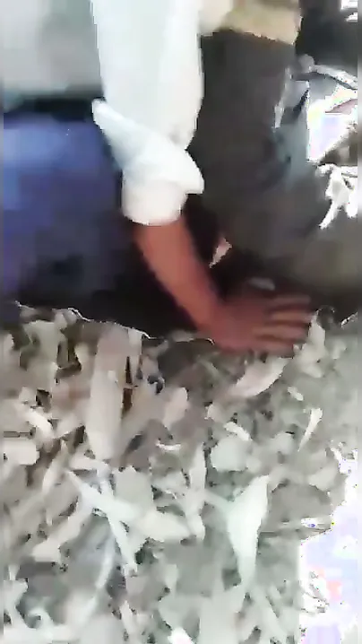 Dehati Randi Bhabhi Taking Lund Outdoors In Village Fields