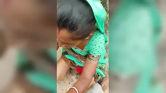 Dehati Randi Slurping Thick Lund Deep In Village Woods