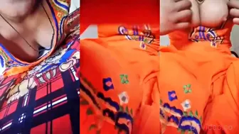 Punjabi Girl First Time Baring Boobs In Viral Nude Scandal