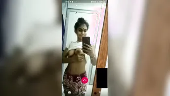 Tamil Chechi Flashing Juicy Boobs In Steamy Video Call