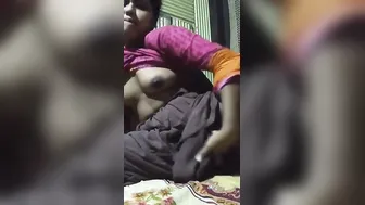 Fat Pussy Desi Wifey Rubbing Wet Hole In Village Hut