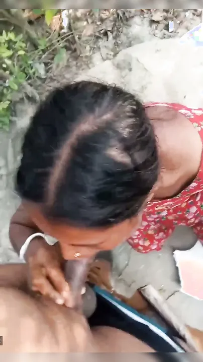 Local Randi Fucked Roughly Outdoors By Hungry Village Studs
