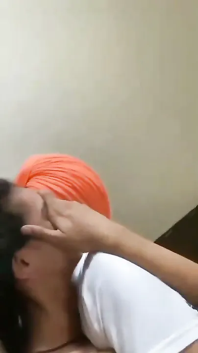 Slim Punjabi Babe Riding College Lover's Dick In Mms Clip