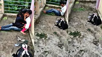 South Indian Lovers Caught Pounding Pussy Outdoors Roughly