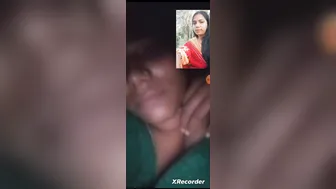 Bengali Boudi Showing Juicy Boobs On Naughty Sex Video Call
