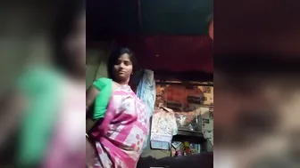 Bangladeshi Boudi Flaunting Massive Boobies In Petticoat