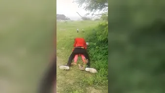 Desi Lovers Banging Chut Missionary Caught In Roadside Field